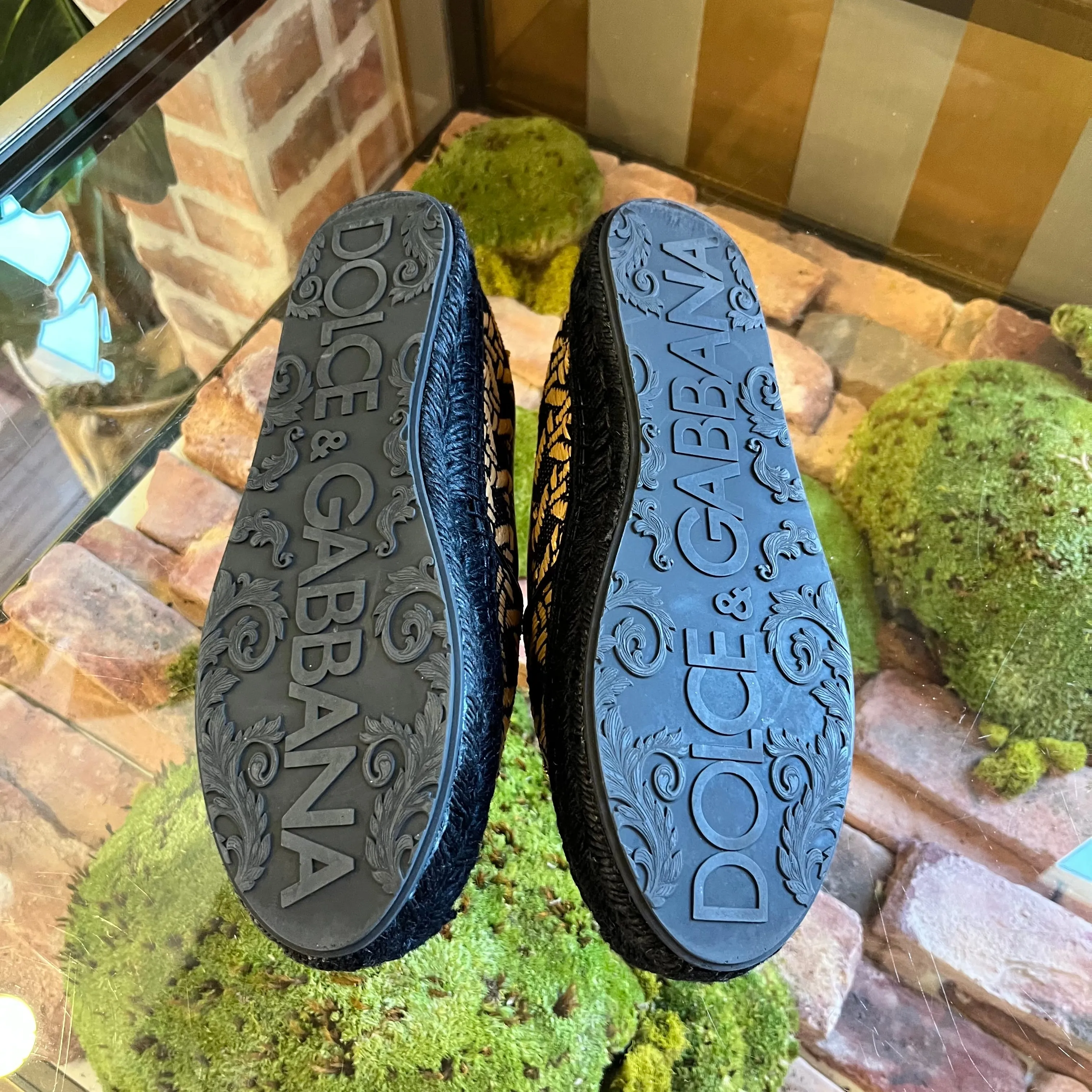 DOLCE & GABBANA Black and Tan Espadrilles 39